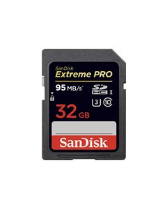 SanDisk - Extreme Pro 32GB SDHC Memory Card - Black/Red